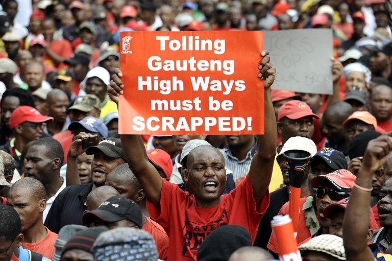 In March 2012, the South African labour union Cosatu organised a protest march through Johannesburg against the introduction of electronic tolling on the freeways of Gauteng. Photo: AFP/STEPHANE DE SAKUTIN