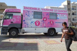 "Ensemble, vaincre le cancer" : un des messages de campagne de la Ligue sénégalaise contre le cancer, la Lisca. (Photo : Coumba Sylla)