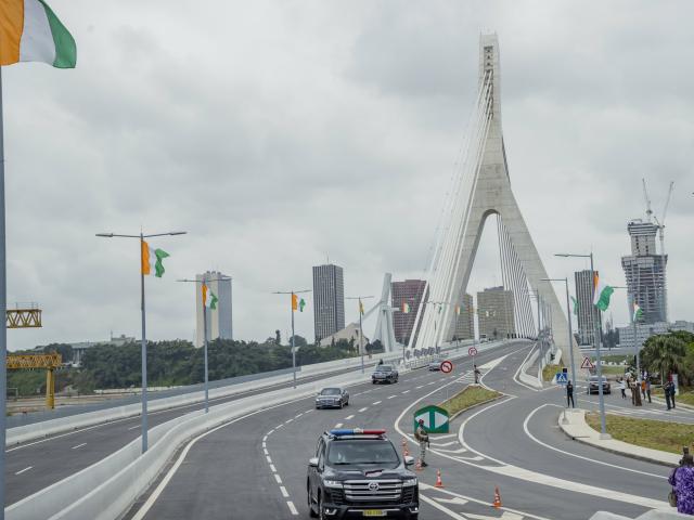 Une vue du pont Alassane Ouattara reliant les communes abidjanaises de Cocody et du Plateau, le 13 août 2023.