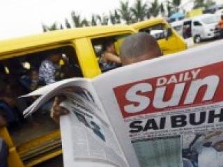 Le quotidien The Sun annonçant la victoire de Buhari à l'élection présidentielle de mai 2015. Photo AFP